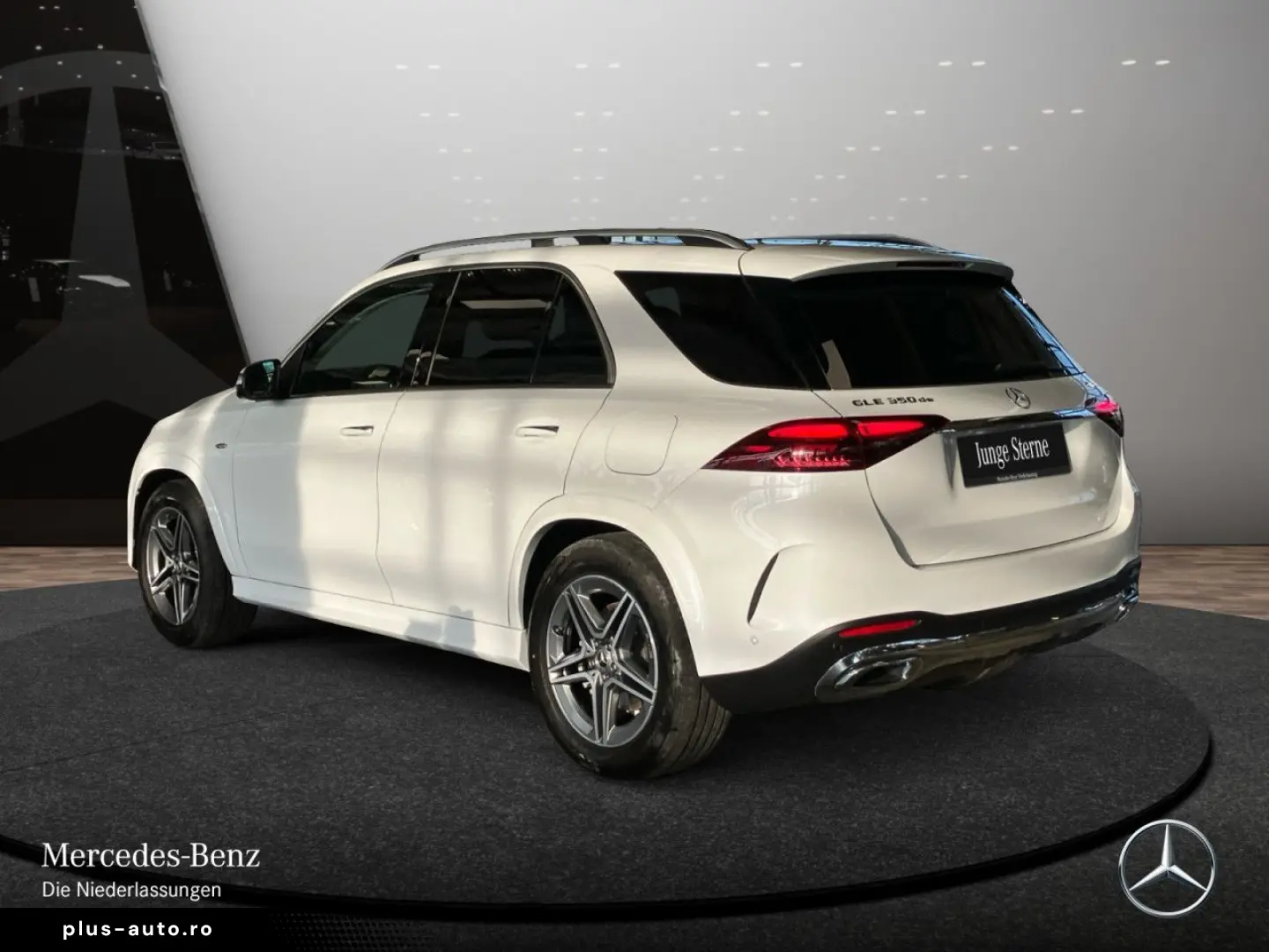 MERCEDES-BENZ GLE 350 de 4M AMG Advanced  Pano Burmester AHK