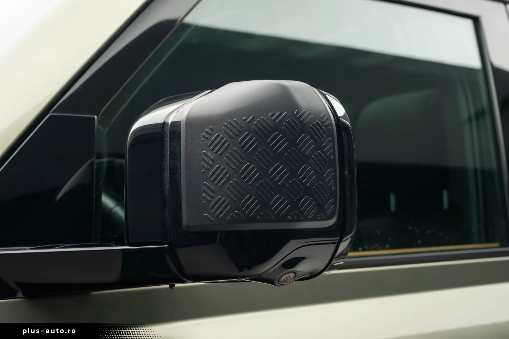 Land Rover Defender 110 3.0 P400 MHEV X-Dynamic HSE