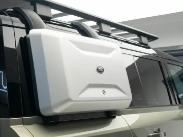 Land Rover Defender 110 3.0 P400 MHEV X-Dynamic HSE