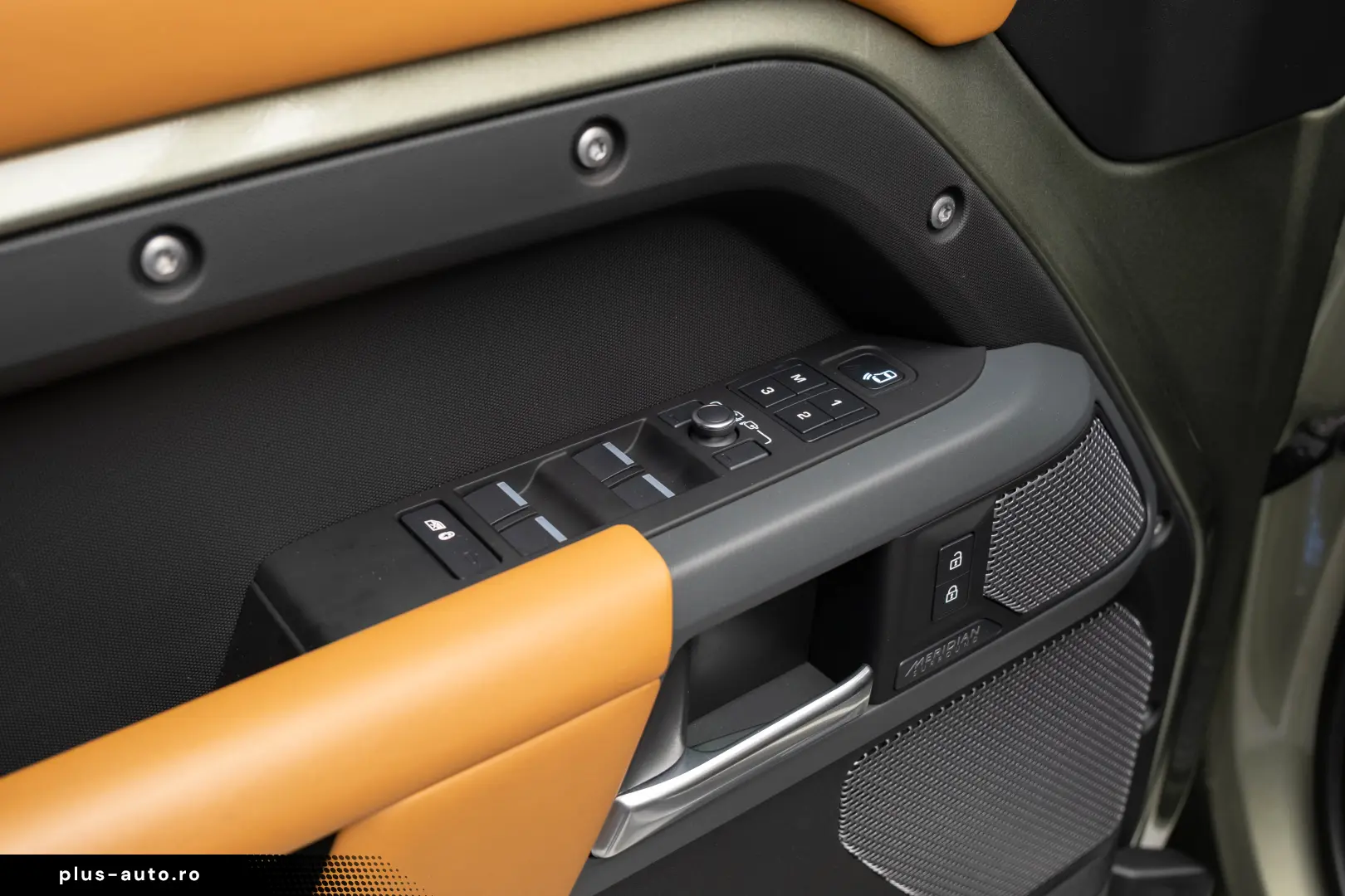 Land Rover Defender 110 3.0 P400 MHEV X-Dynamic HSE