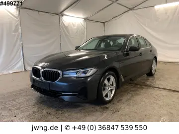 BMW 530 Lim e Facelift DrivingProf HeadUp 360  Laser