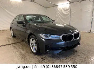 BMW 530 Lim e Facelift DrivingProf HeadUp 360  Laser