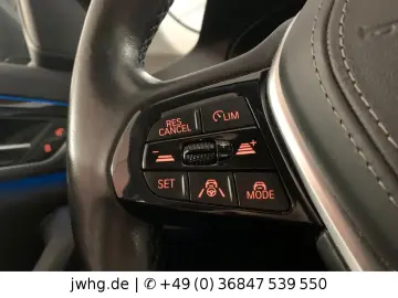 BMW 530 Lim e Facelift DrivingProf HeadUp 360  Laser