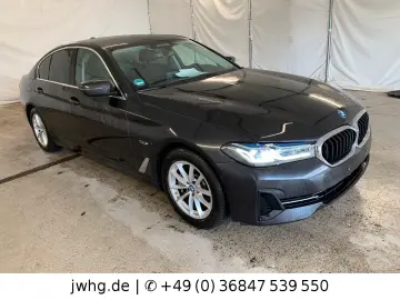 BMW 530 Lim e  Voll-Leder Laser HeadUp DrivingProf