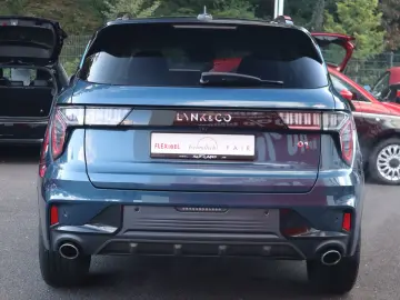 LYNC AND CO 01 1.5 TD PHEV Aut. LED ACC 360  Pano