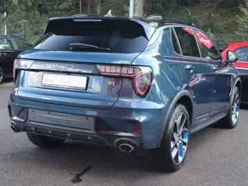 LYNC AND CO 01 1.5 TD PHEV Aut. LED ACC 360  Pano