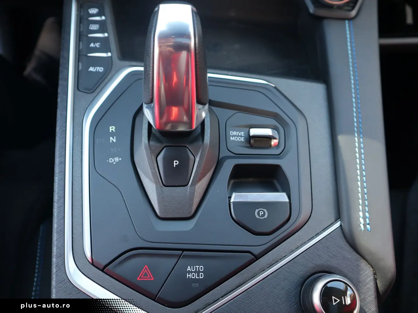 LYNC AND CO 01 1.5 TD PHEV Aut. LED ACC 360  Pano