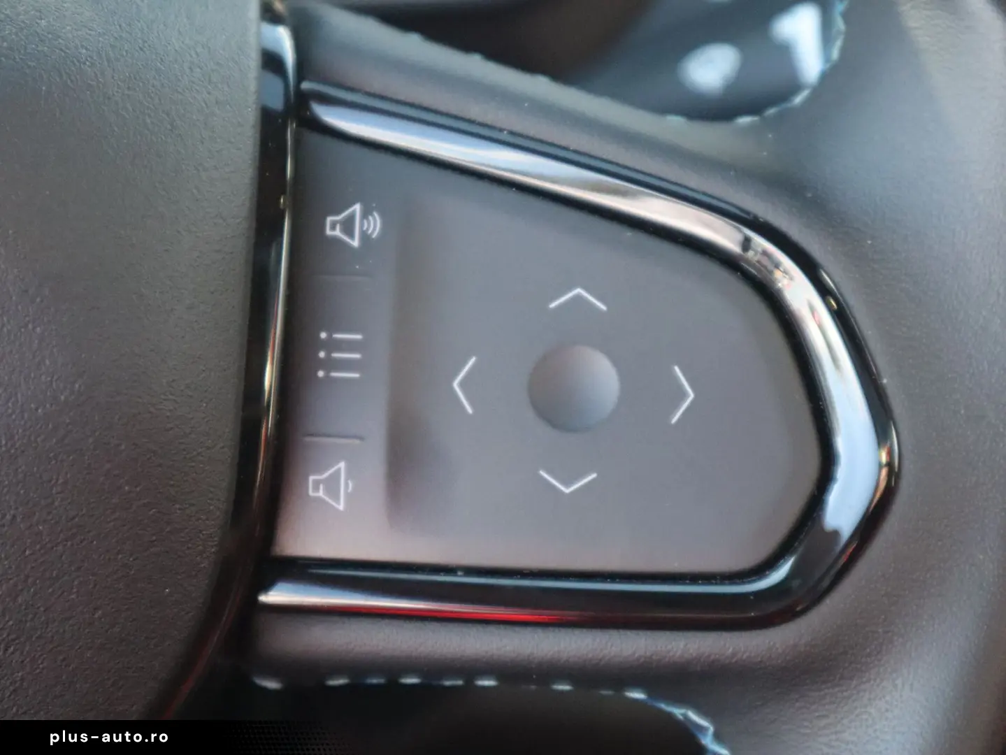 LYNC AND CO 01 1.5 TD PHEV Aut. LED ACC 360  Pano