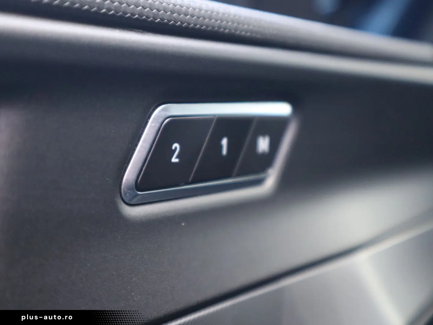 LYNC AND CO 01 1.5 TD PHEV Aut. LED ACC 360  Pano