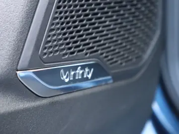 LYNC AND CO 01 1.5 TD PHEV Aut. LED ACC 360  Pano