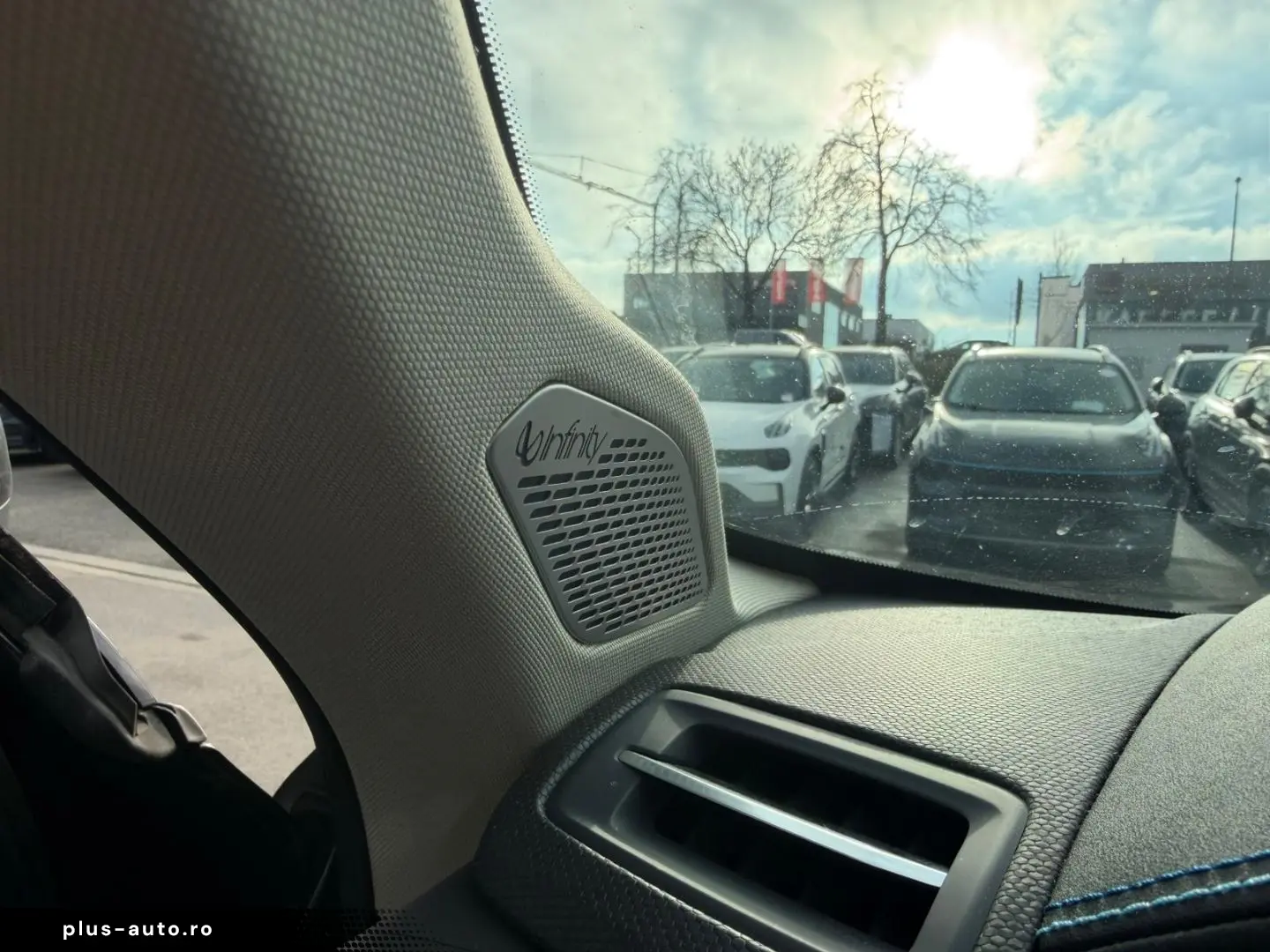 LYNC AND CO 01 Lynk & Co Händler (Garantie)   TÜV Neu   Serv