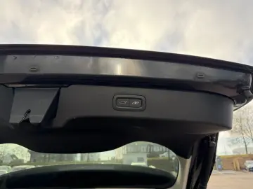 LYNC AND CO 01 Lynk & Co Händler (Garantie)   TÜV Neu   Serv