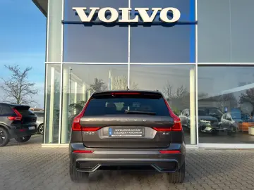 VOLVO XC60 B4d Plus Dark AWD