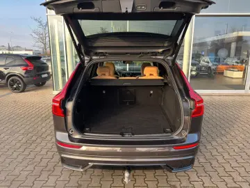 VOLVO XC60 B4d Plus Dark AWD