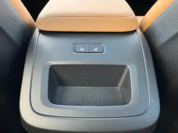 VOLVO XC60 B4d Plus Dark AWD