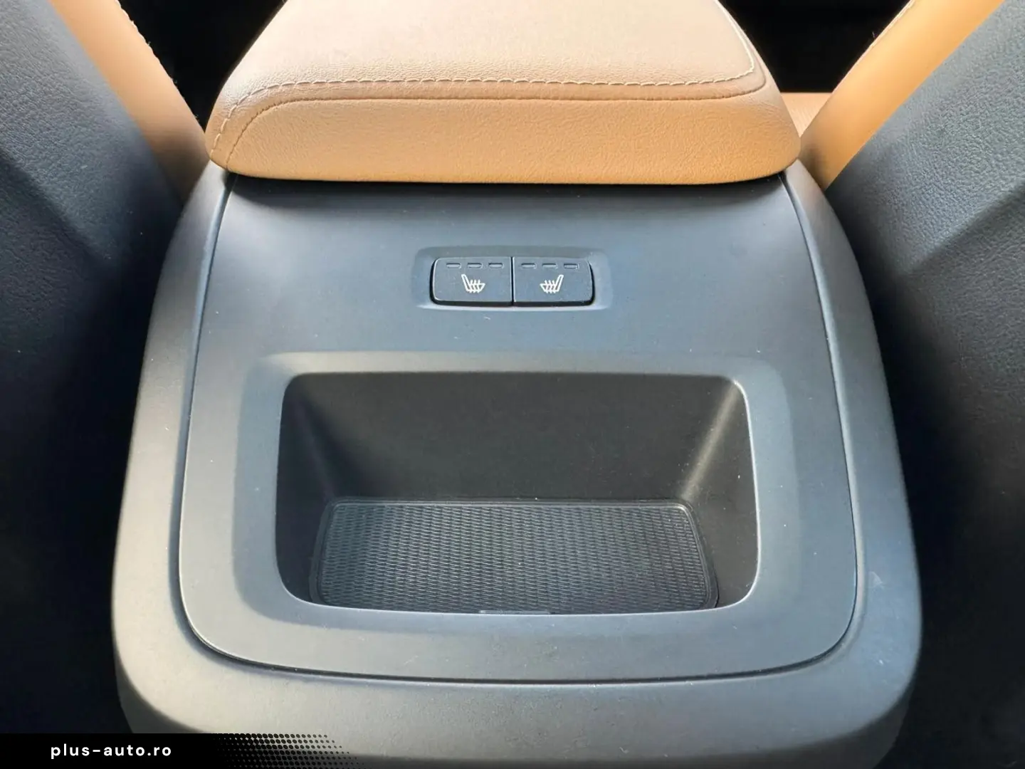 VOLVO XC60 B4d Plus Dark AWD