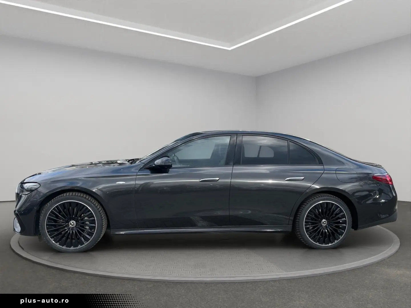 MERCEDES-BENZ E 300 e 4Matic AMG Line