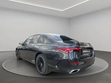 MERCEDES-BENZ E 300 e 4Matic AMG Line