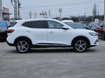 MG EHS PHEV Luxury 360 Pano Leder Navi ACC  8fach