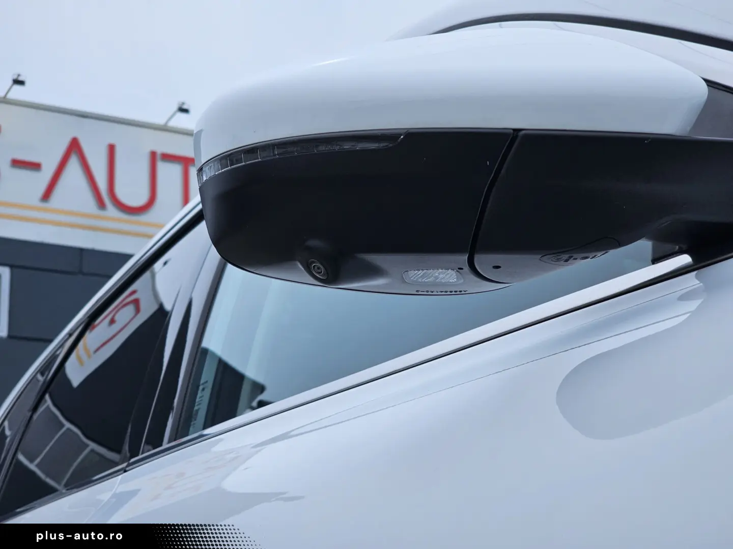 MG EHS PHEV Luxury 360 Pano Leder Navi ACC  8fach