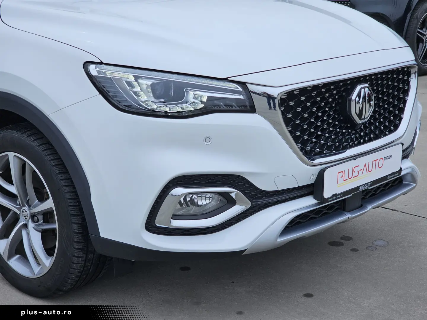 MG EHS PHEV Luxury 360 Pano Leder Navi ACC  8fach