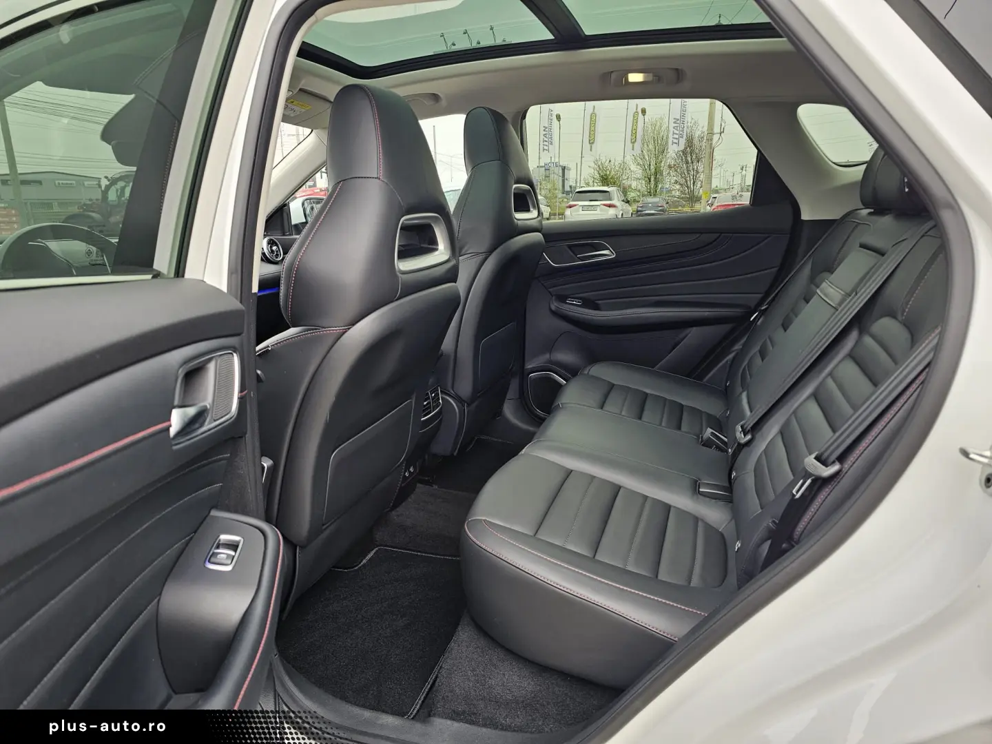 MG EHS PHEV Luxury 360 Pano Leder Navi ACC  8fach