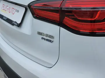 MG EHS PHEV Luxury 360 Pano Leder Navi ACC  8fach