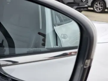 MG EHS PHEV Luxury 360 Pano Leder Navi ACC  8fach