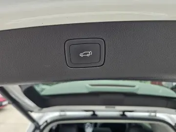 MG EHS PHEV Luxury 360 Pano Leder Navi ACC  8fach