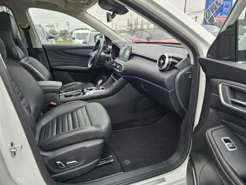 MG EHS PHEV Luxury 360 Pano Leder Navi ACC  8fach