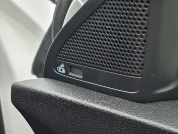 MG EHS PHEV Luxury 360 Pano Leder Navi ACC  8fach