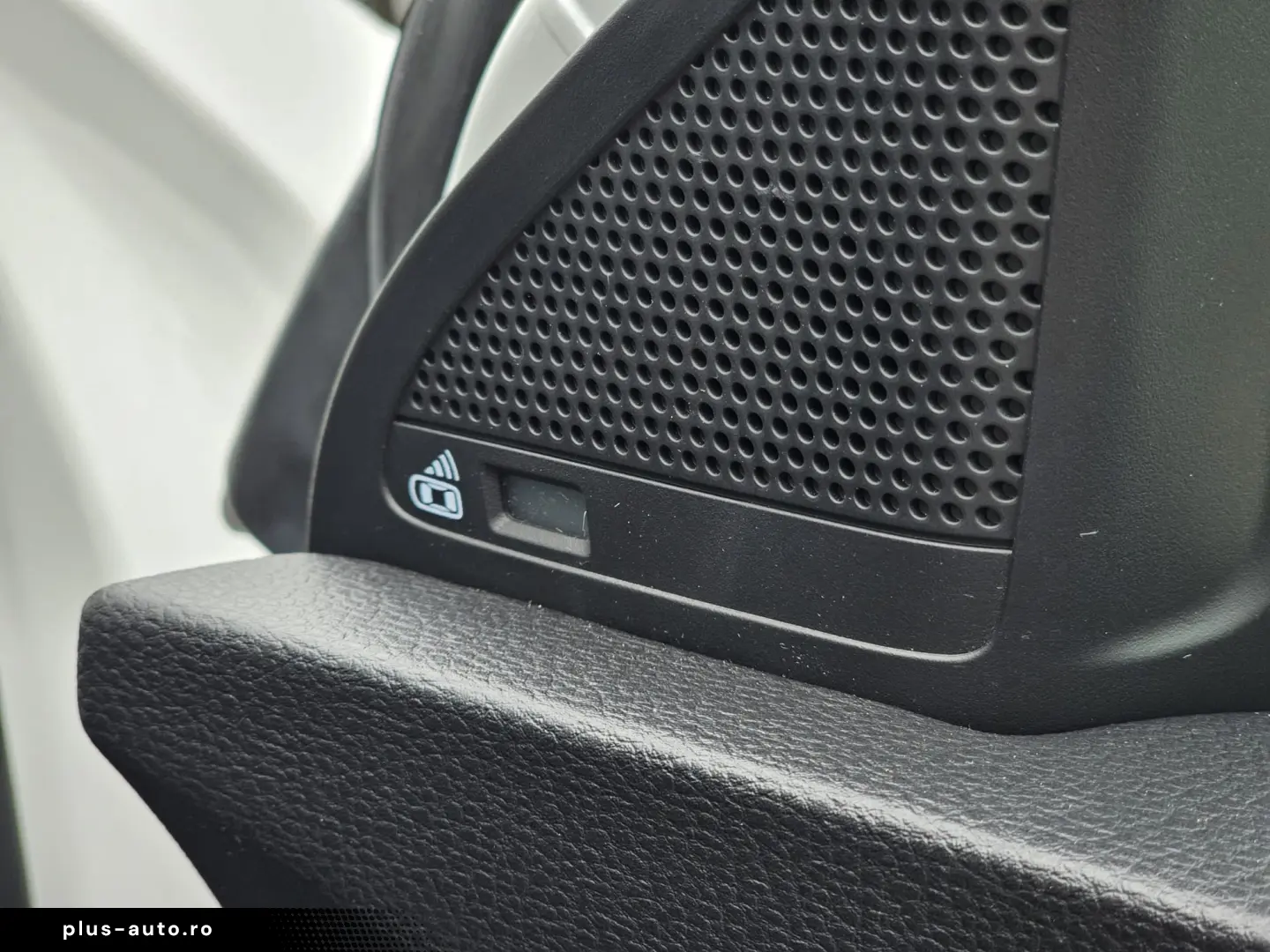 MG EHS PHEV Luxury 360 Pano Leder Navi ACC  8fach