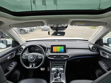 MG EHS PHEV Luxury 360 Pano Leder Navi ACC  8fach