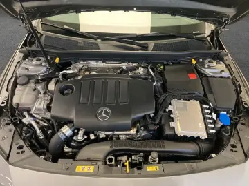 MERCEDES-BENZ CLA 200 d Coupe Progressive Adva  AHK &hellip;