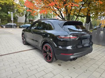 PORSCHE Cayenne Platinum Edition Luftfe AHK ALU22  Pano