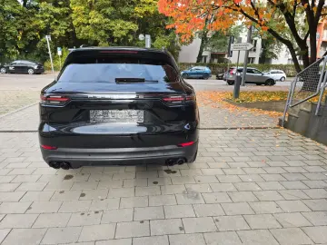 PORSCHE Cayenne Platinum Edition Luftfe AHK ALU22  Pano