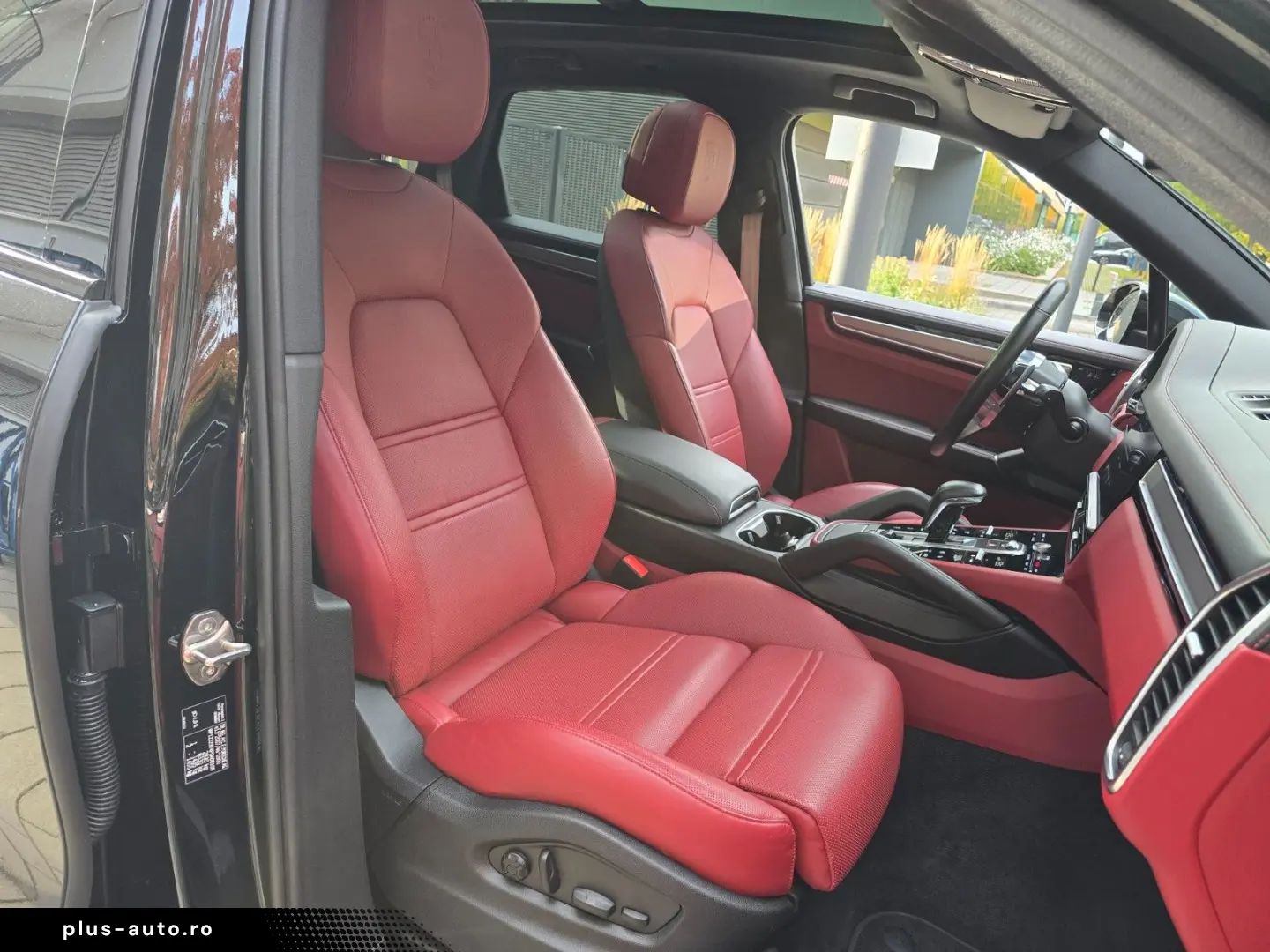 PORSCHE Cayenne Platinum Edition Luftfe AHK ALU22  Pano
