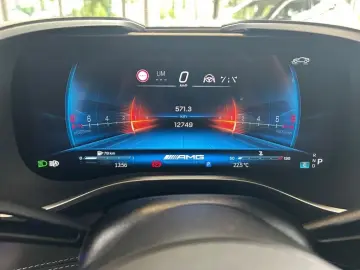 MERCEDES-BENZ AMG GT 63 4M  AMG 20'' Digit…