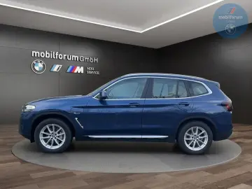BMW X3 xDrive30e HUD HiFi Kamera DriveAss