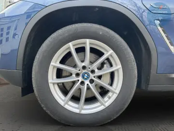 BMW X3 xDrive30e HUD HiFi Kamera DriveAss