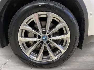 BMW X3 xDrive30e HEAD-UP HIFI DAB LED CARPLAY