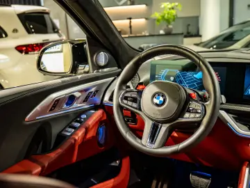 BMW XM G09 4.4 V8 (653 CP) Plug-in Hybrid xDrive Steptronic