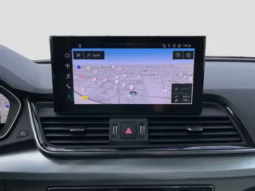 AUDI Q5 55 2.0TFSI e quattro S line ACC LED