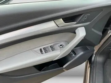 AUDI Q5 55 2.0TFSI e quattro S line ACC LED