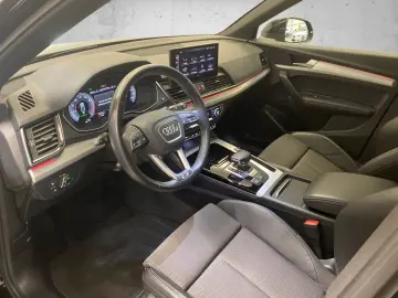AUDI Q5 Sportback 50 TFSIe q. S line  Matrix