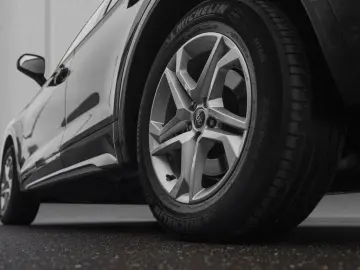 AUDI Q5 50 TFSI e advanced s-line Navi Matrix ACC B&O