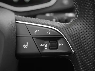 AUDI Q5 50 TFSI e advanced s-line Navi Matrix ACC B&O