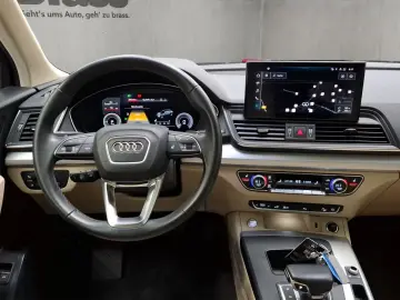 AUDI Q5 TFSI e advanced 50 e quattro 220(299) kW(PS)