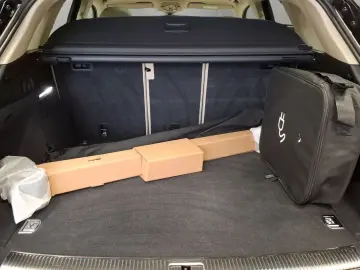 AUDI Q5 TFSI e advanced 50 e quattro 220(299) kW(PS)