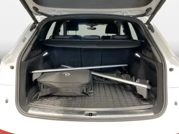 AUDI Q5 50 TFSI e quattro S tronic S line ACC AUT